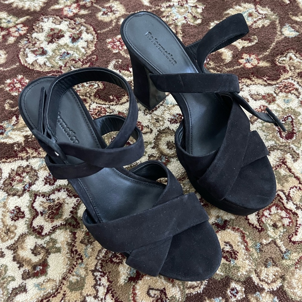 Black Strappy Heel